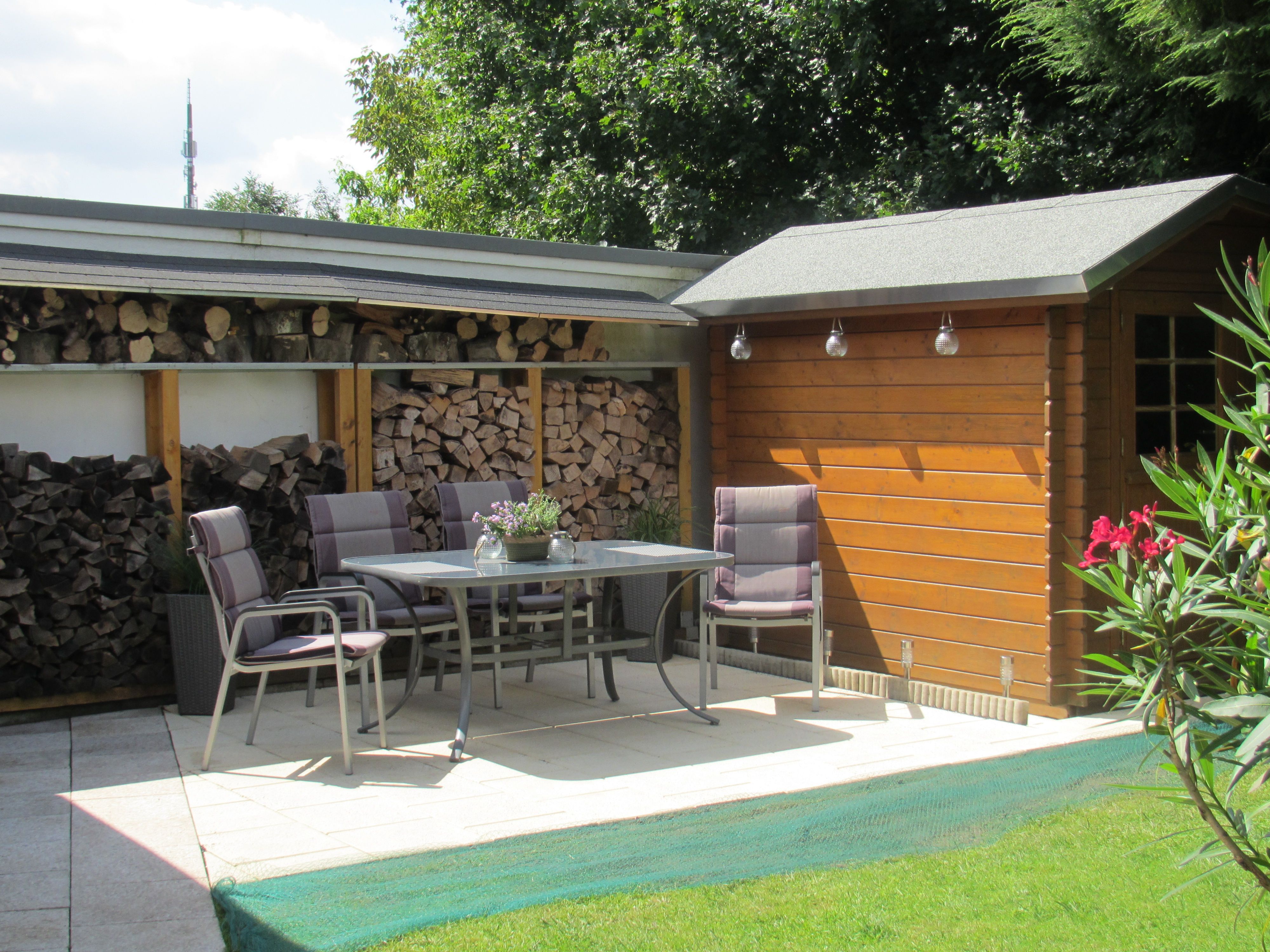 Terrasse in Hanglage